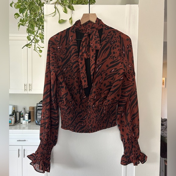 LPA Brown long sleeve blouse with open back - Picture 3 of 4